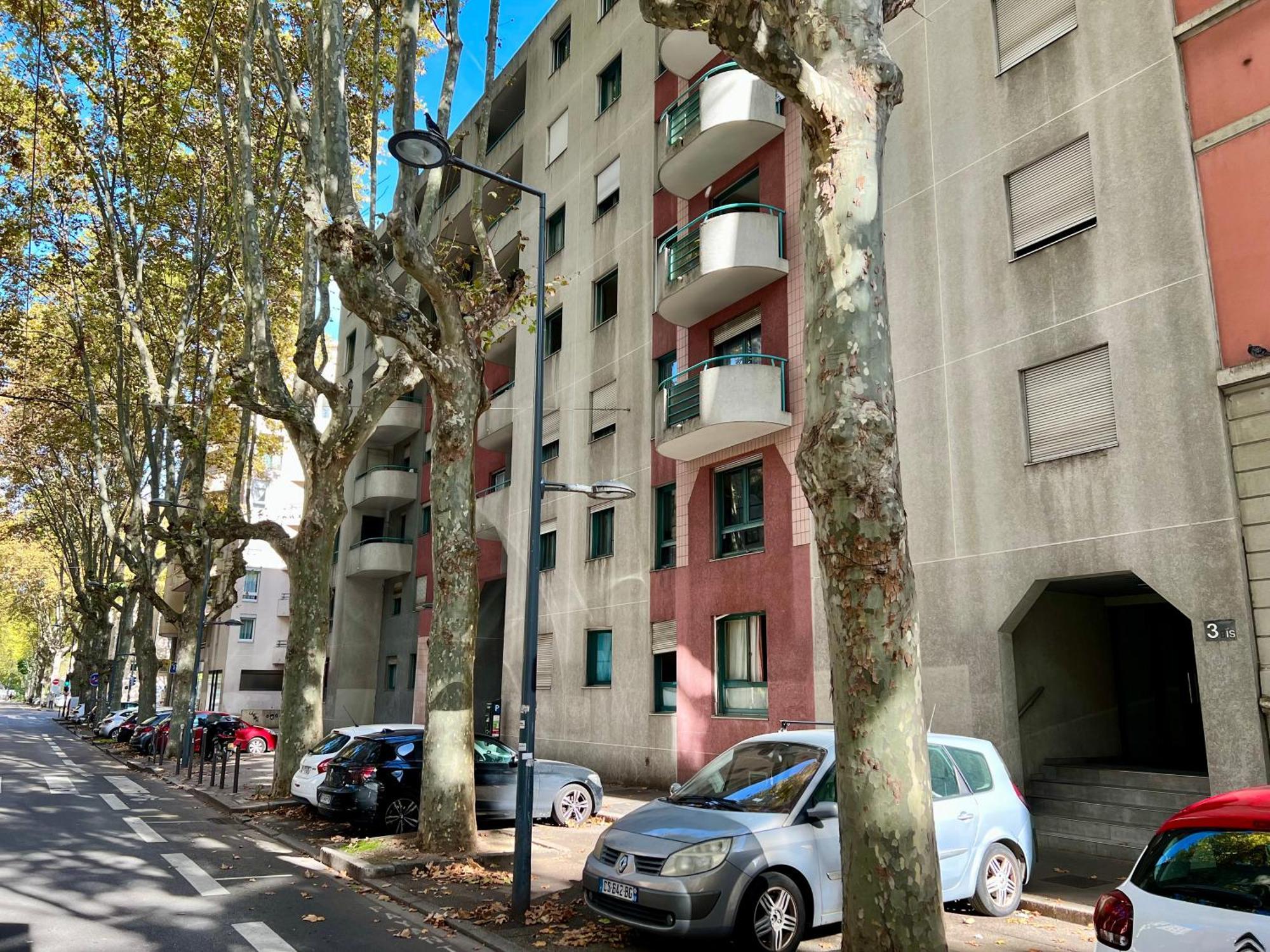 Lyon Premium - Luxezen Spa Villeurbanne Exteriör bild