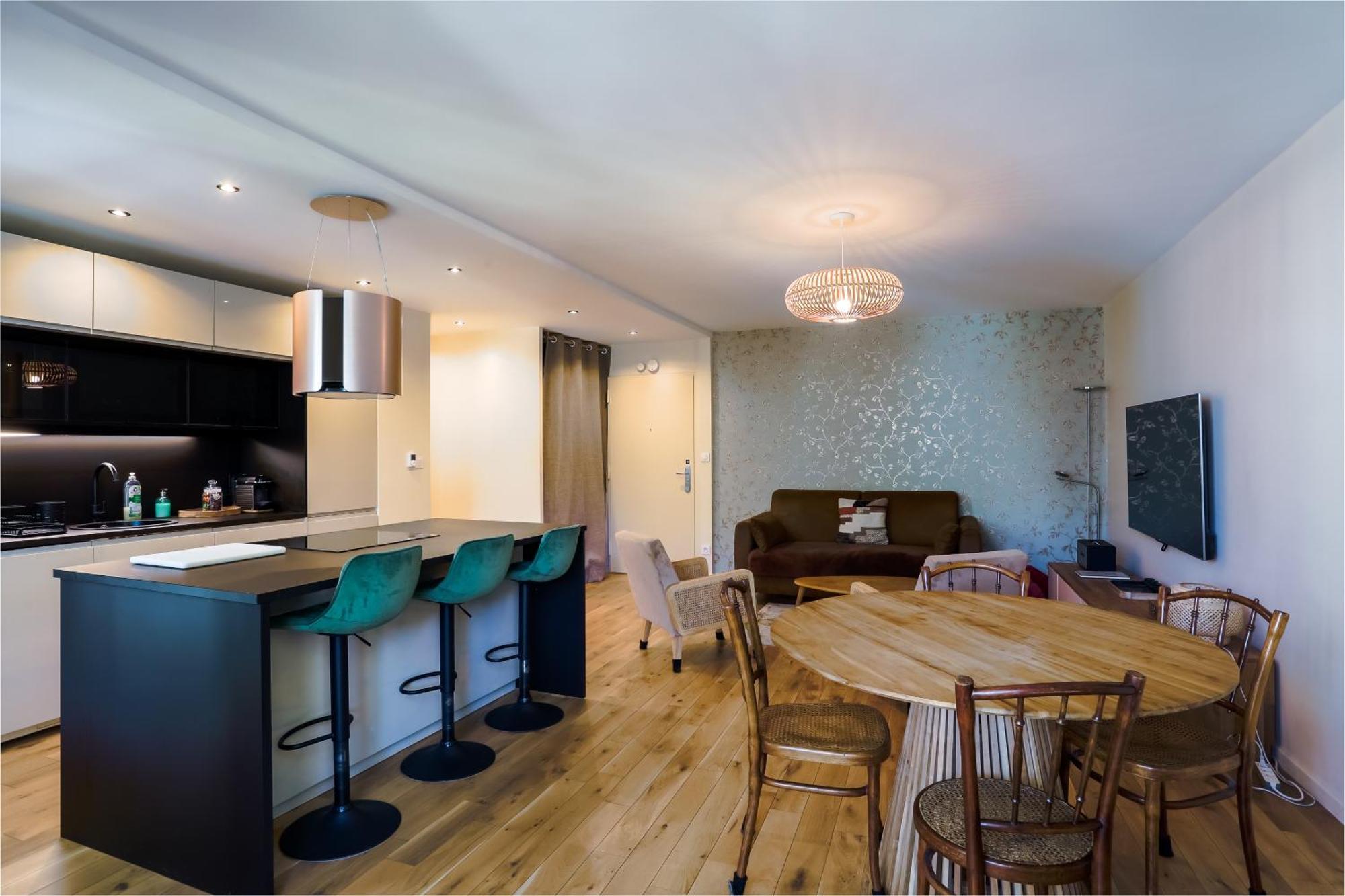 Lyon Premium - Luxezen Spa Villeurbanne Exteriör bild